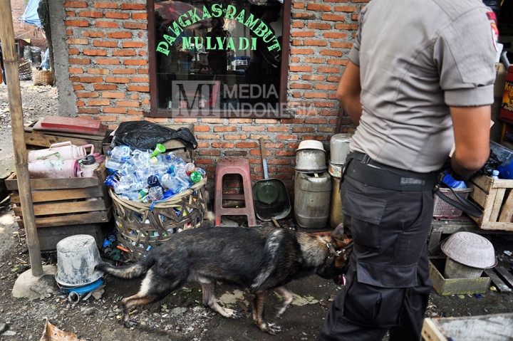 Aparat Gelar Operasi Pekat Jaya di Terminal Kampung Rambutan