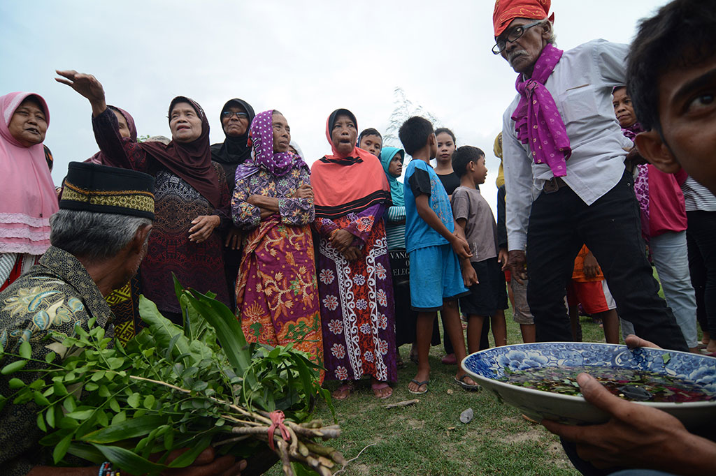 Suku Kaili Gelar Ritual Tolak Bala Pompaura
