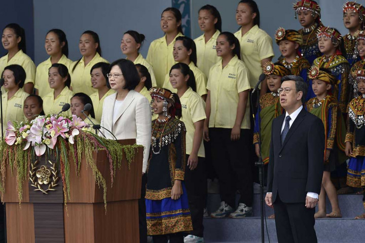 Presiden Tsai yang lahir di Taipei pada 31 Agustus 1956 dari suku Hakka memiliki pengalaman politik yang mengesankan dan komprehensif.