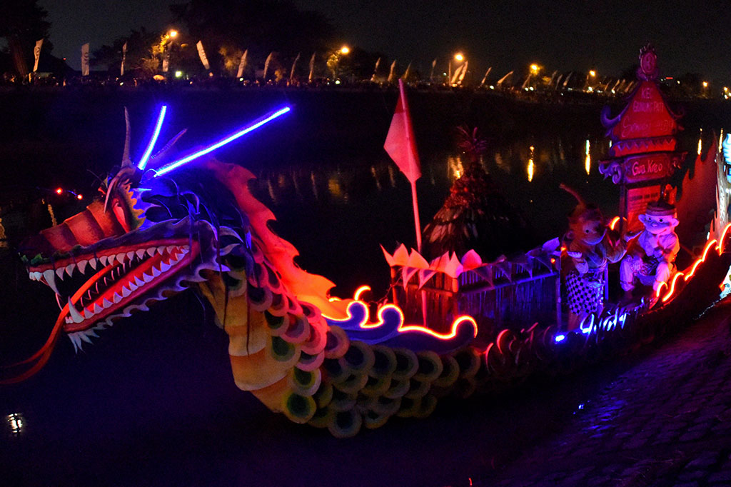 Puluhan Peserta Ikuti Lomba Perahu Hias Semarang