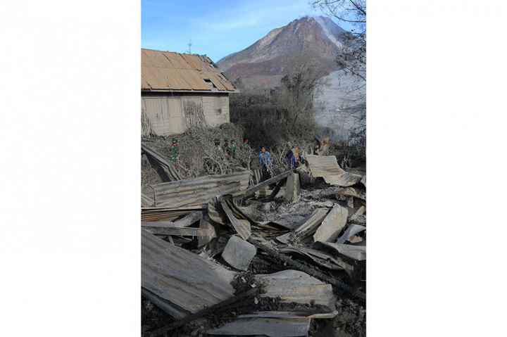 Erupsi Gunung Sinabung, Tujuh Tewas