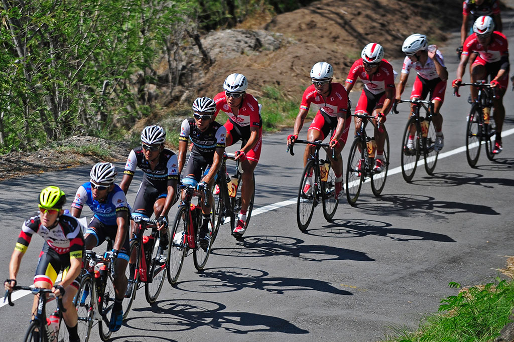 Liu Jianpeng Juarai Etape De Flores Keempat