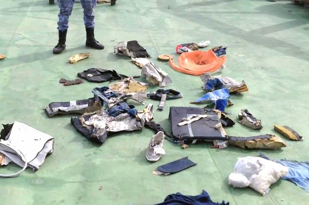 Serpihan Pesawat EgyptAir Ditemukan