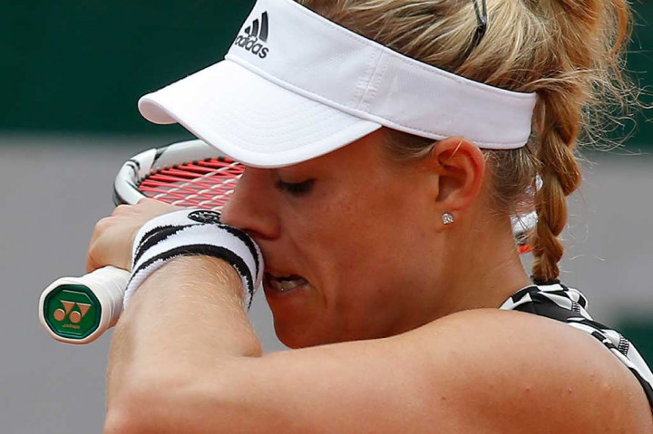 Kerber memang tidak pernah bernasib baik di turnamen Prancis Terbuka. Sejak berpartisipasi pada 2007, pencapaian terbaik Kerber hanyalah perempat final pada 2012.