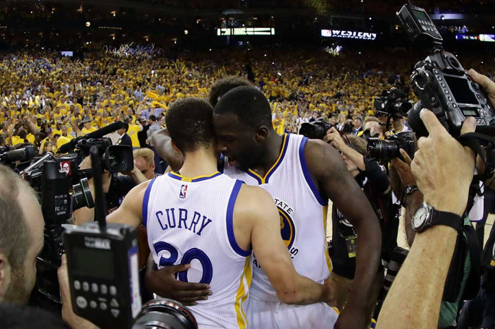 Di babak final Warriors akan kembali bertemu Cavaliers. Pada musim 2014/2015 Warriors menjadi juara NBA setelah menang 4-2.