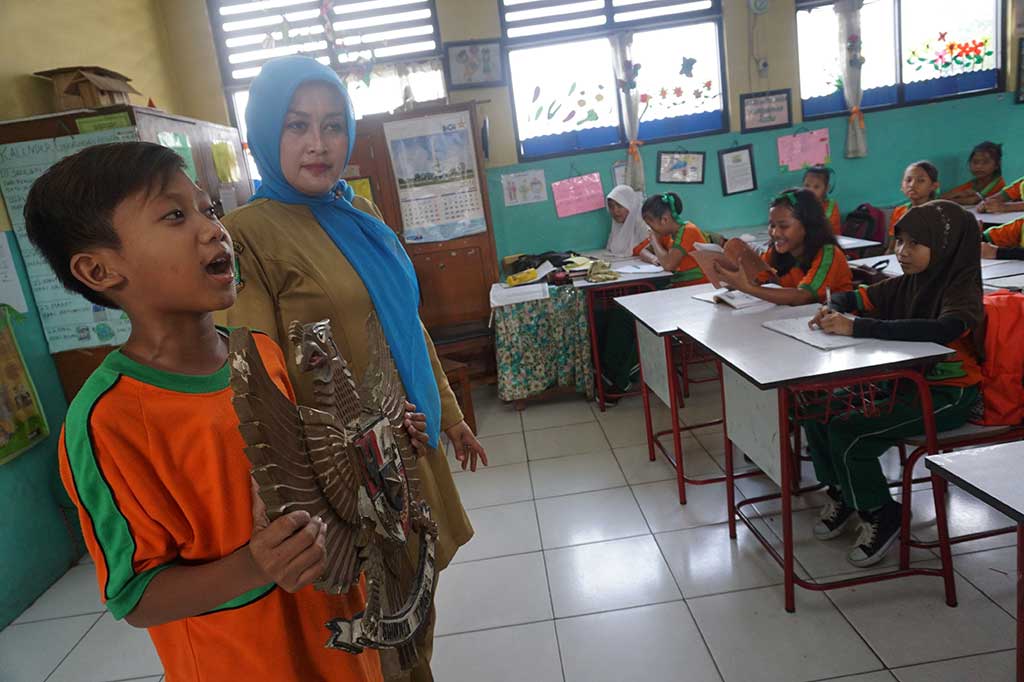 Murid SD Tanah Tinggi Belajar Makna Pancasila