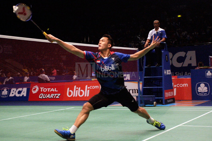 Jonatan Tundukkan Lin Dan