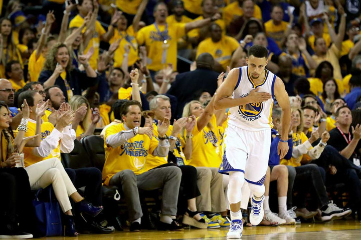 Bintang Warriors Stephen Curry hanya menyumbang 11 poin pada laga tersebut.