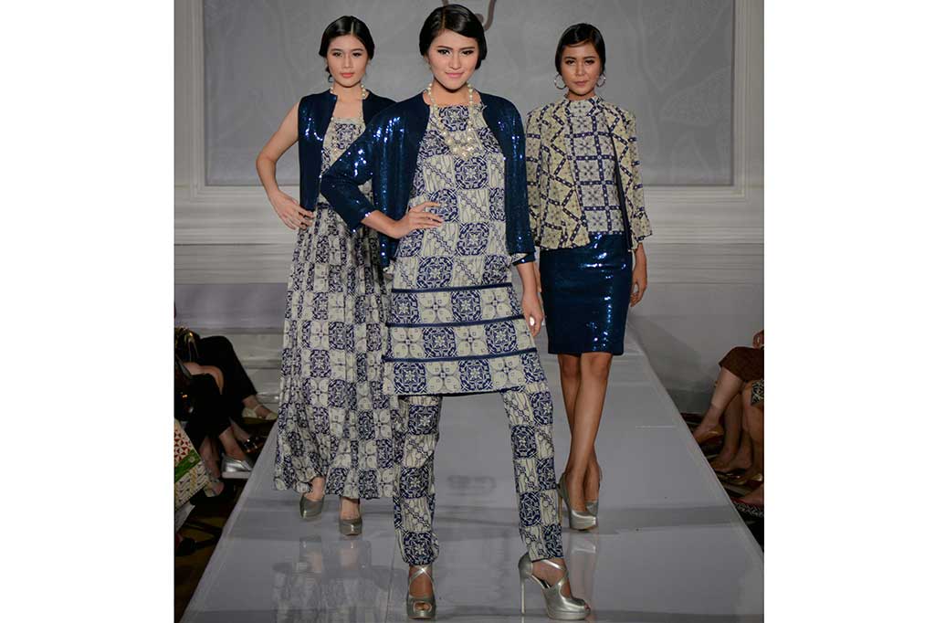 Peragaan Busana Batik Kontemporer Digelar di Semarang