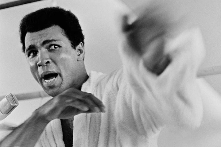 Beberapa tahun terakhir ini dia tampak menjadi pendiam dan terakhir tampil di publik pada April di gala 'Celebrity Fight Night' di Arizona, sebuah kegiatan amal yang bermanfaat bagi Muhammad Ali Parkinson Center.