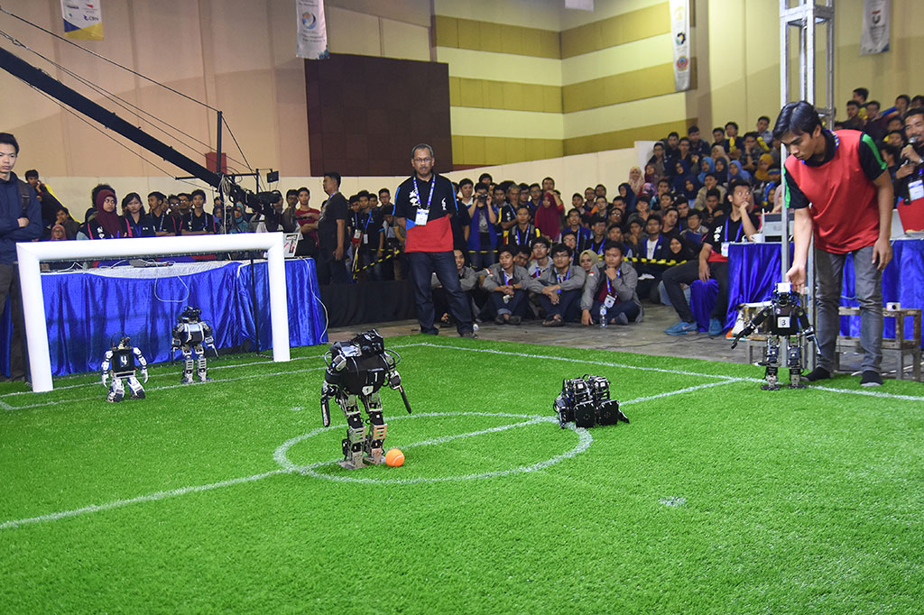 Kontes Robot Indonesia 2016 Digelar di Surabaya