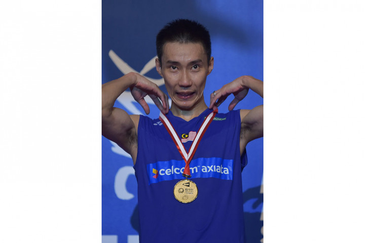 Lee Chong Wei Tundukkan Jorgensen di Final