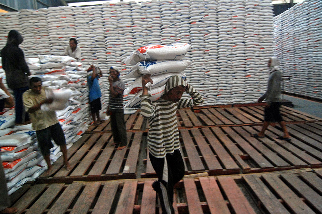 Penyaluran Raskin di Jateng Saat Ramadan Dilakukan Dua Kali