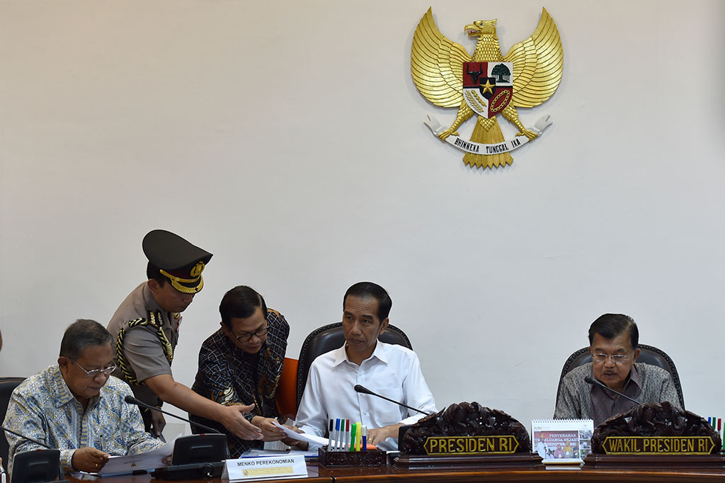 Jokowi Pimpin Ratas Infrastruktur Transportasi