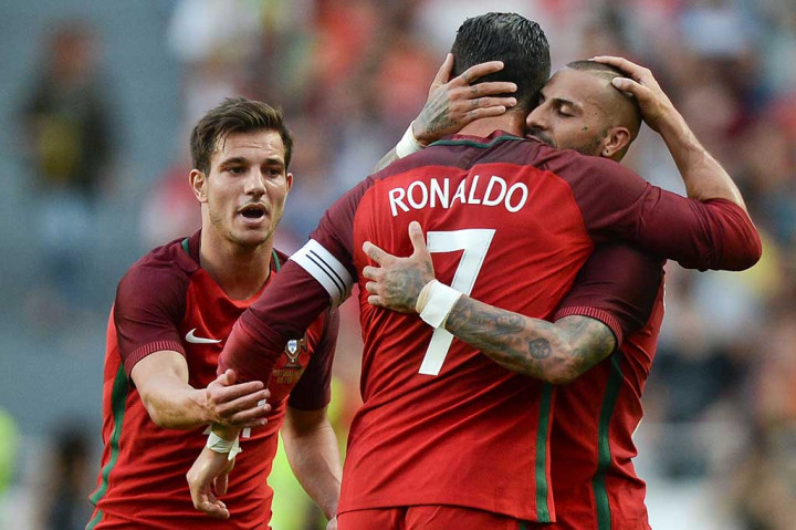 Menit ke-77 Quaresma mencetak gol keduanya memanfaatkan operan Renato Sanches.