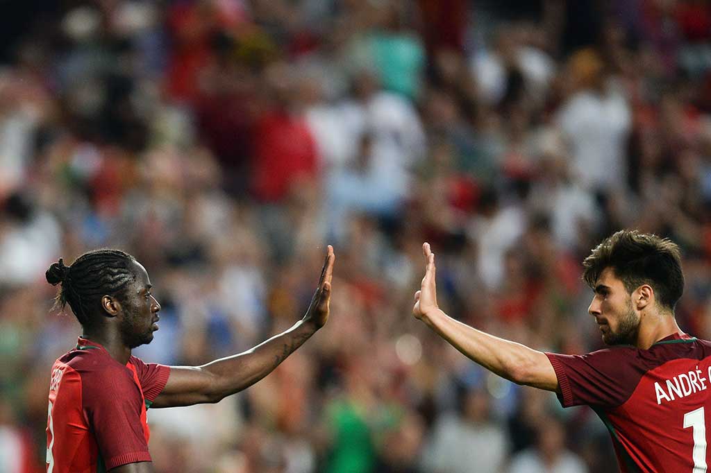 Dan pemain pengganti Eder mengukir gol ketujuh bagi sang semifinalis Piala Eropa 2012 itu pada menit ke-80.
