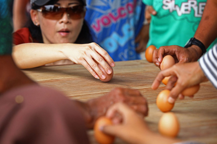 Warga Tionghoa Rayakan Peh Cun 2016