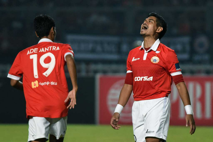 Ekspresi Bambang Pamungkas usai gagal mencetak gol ke gawang PS TNI.