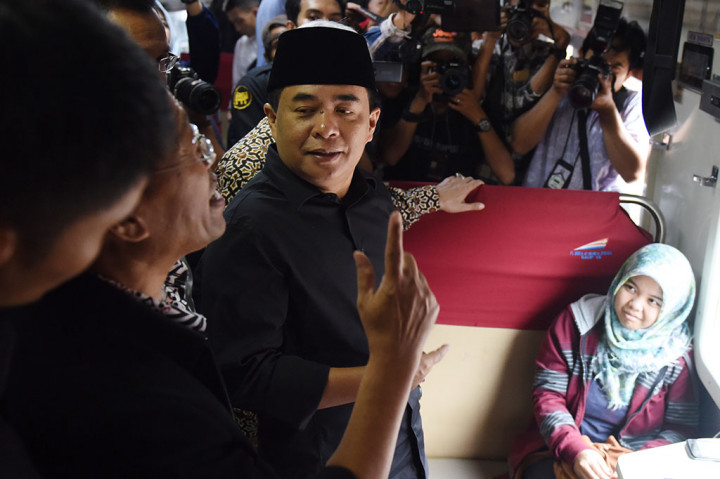 Ketua DPR Tinjau Persiapan Mudik dengan Kereta