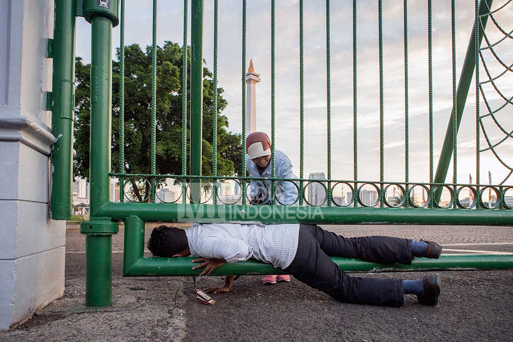 Memilih Jalan Pintas