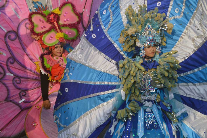 Peragaan Busana Karnaval Digelar di Madiun