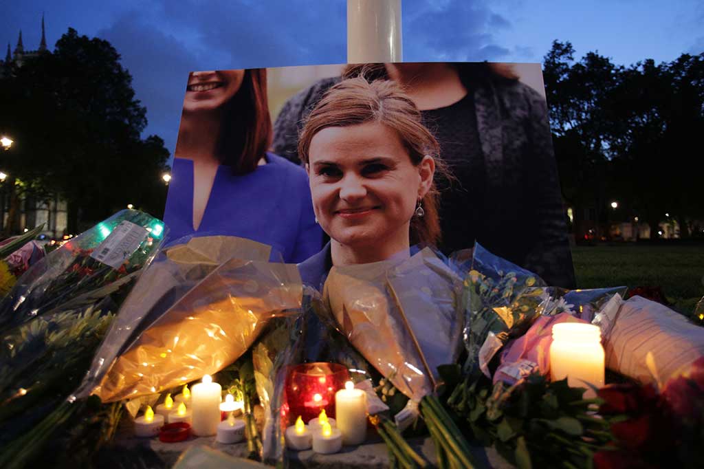 Hingga kini masih belum diketahui dampak dari pembunuhan Cox terhadap referendum. Saat ini, kubu yang menginginkan Inggris untuk bertahan di Uni Eropa tertinggal dalam sejumlah jajak pendapat melawan kubu lawan.