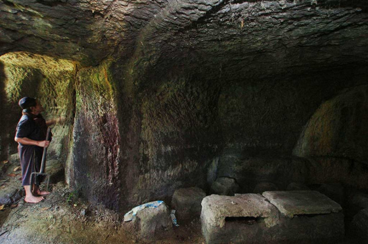 Berkunjung ke Rumah Batu di Tasikmalaya