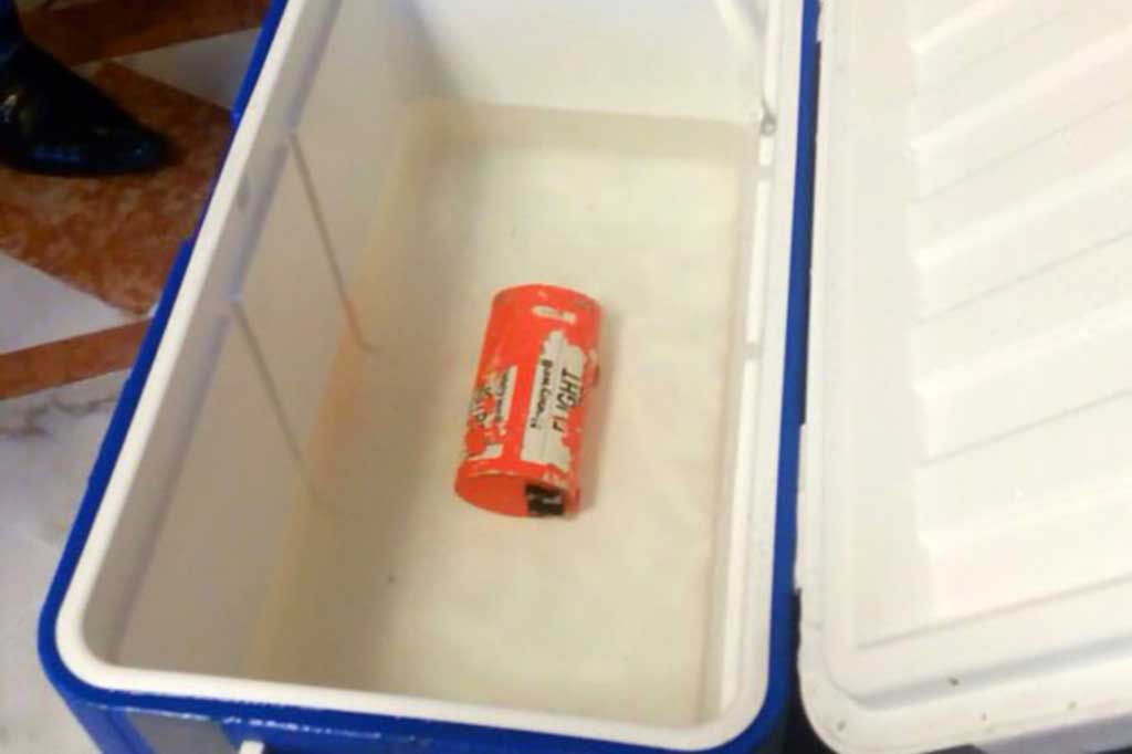 Pesawat jenis Airbus A320 itu jatuh pada 19 Mei dini hari saat sedang dalam perjalanan dari Paris menuju Kairo. 