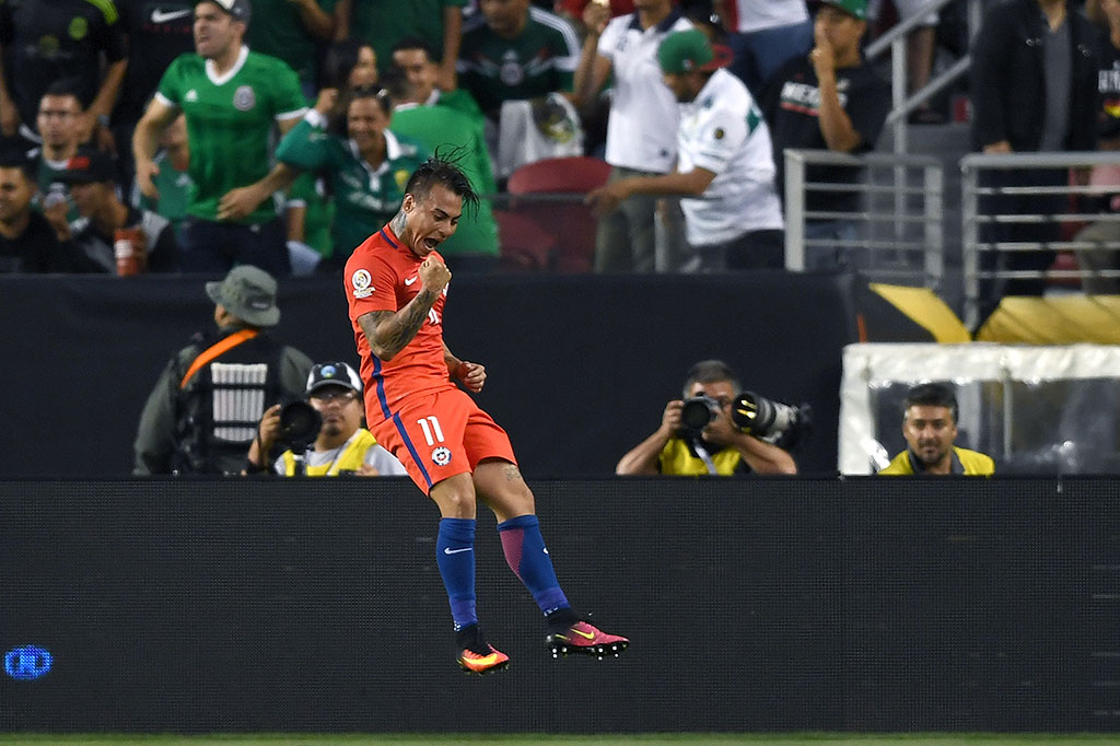 Chile Pesta Gol ke Gawang Meksiko