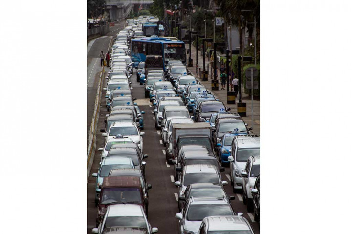 Uji Coba Pelat Nomor Ganjil Genap Dimulai Juli