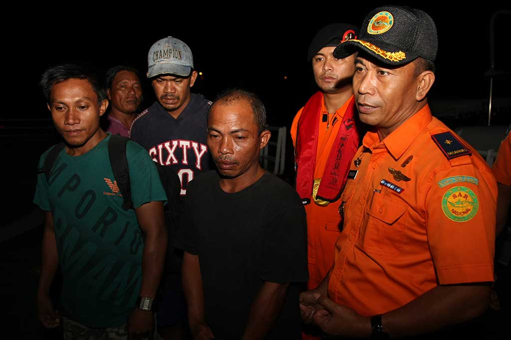 Kapal Mati Mesin, Pemudik Terombang-ambing di Laut