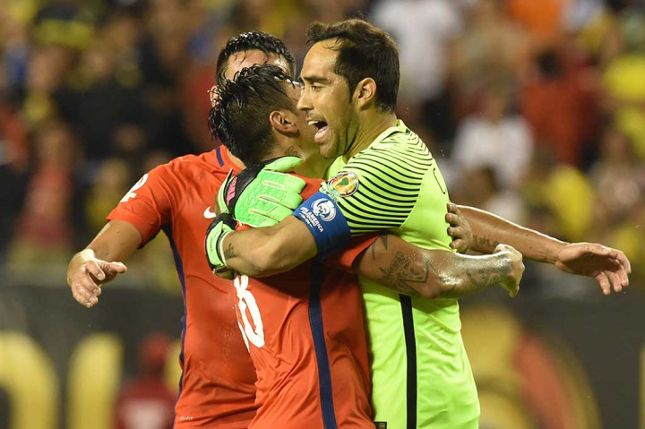 Di babak kedua masing-masing tim gagal mencetak gol, dan hingga pertandingan usai kedudukan tetap 2-0 untuk Chile.