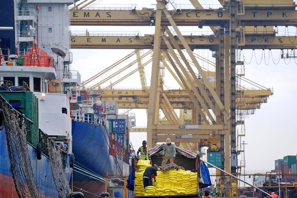 Neraca Perdagangan Indonesia Naik Dibandingkan Bulan Lalu