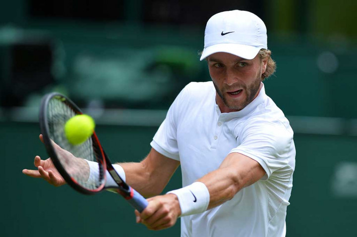 Murray Taklukkan Sesama Petenis Britania