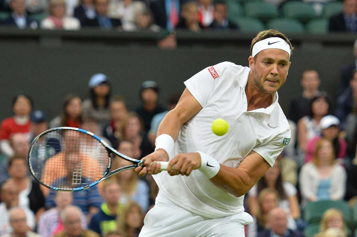 Federer Menang Straight Set Atas Petenis Kualifikasi Willis