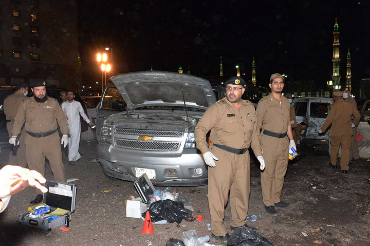 Bom Bunuh Diri Goncang Madinah