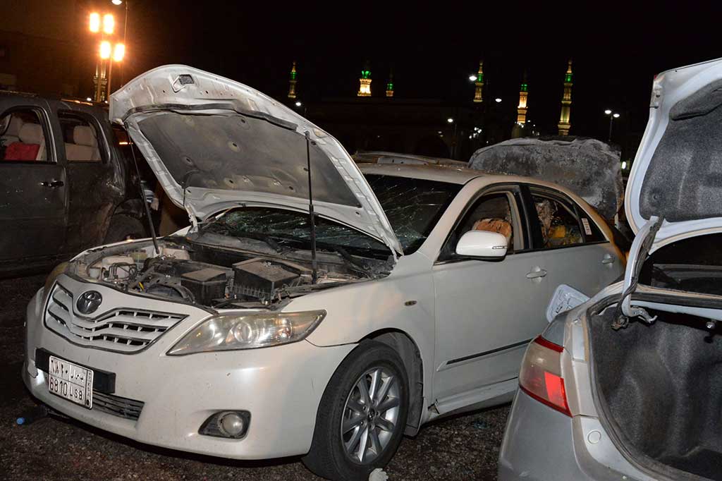 Bom Bunuh Diri Goncang Madinah