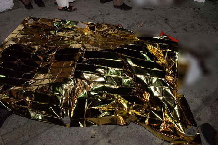 Jenazah pelaku bom bunuh diri di pos keamanan dekat Masjid Nabawi. 