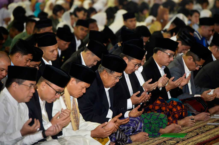 Wapres JK Salat Id di Masjid Istiqlal