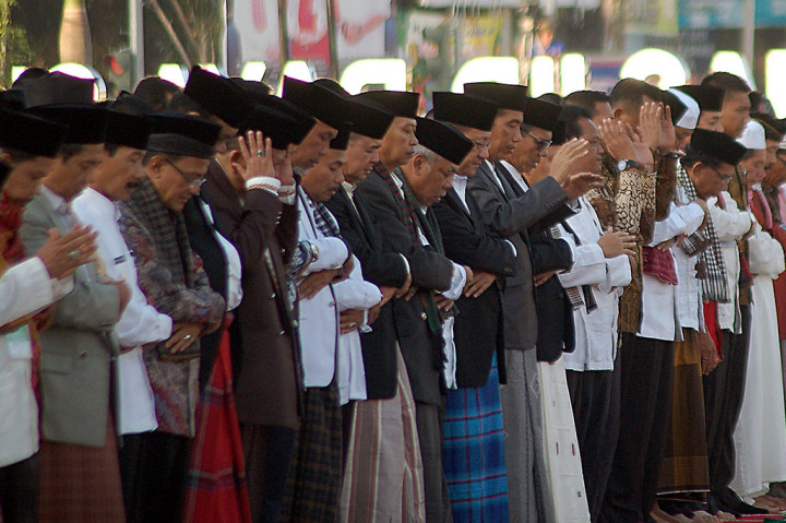 Presiden Jokowi Salat Id di Padang