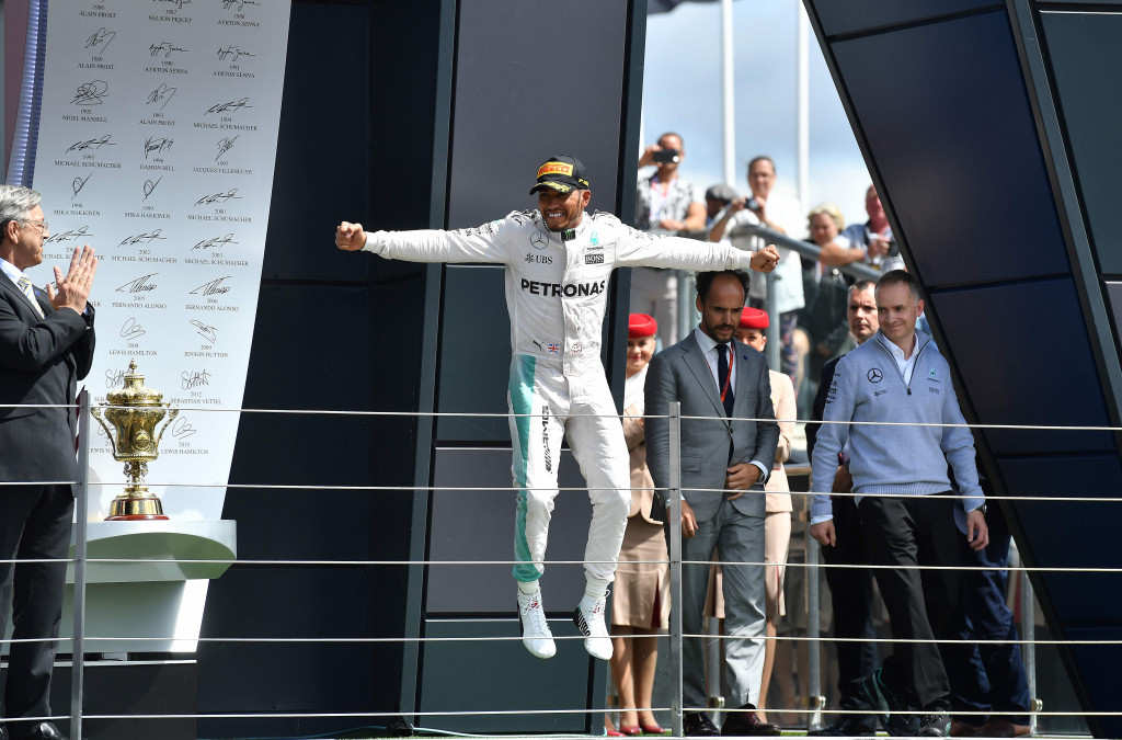 Lewis Hamilton Juara GP Inggris