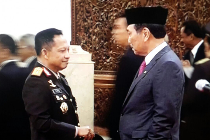 Pelantikan Kapolri Tito Karnavian di Istana