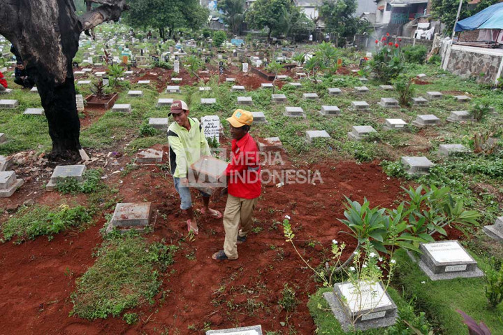 Enam Makam Fiktif Ditemukan di TPU Kawi-kawi