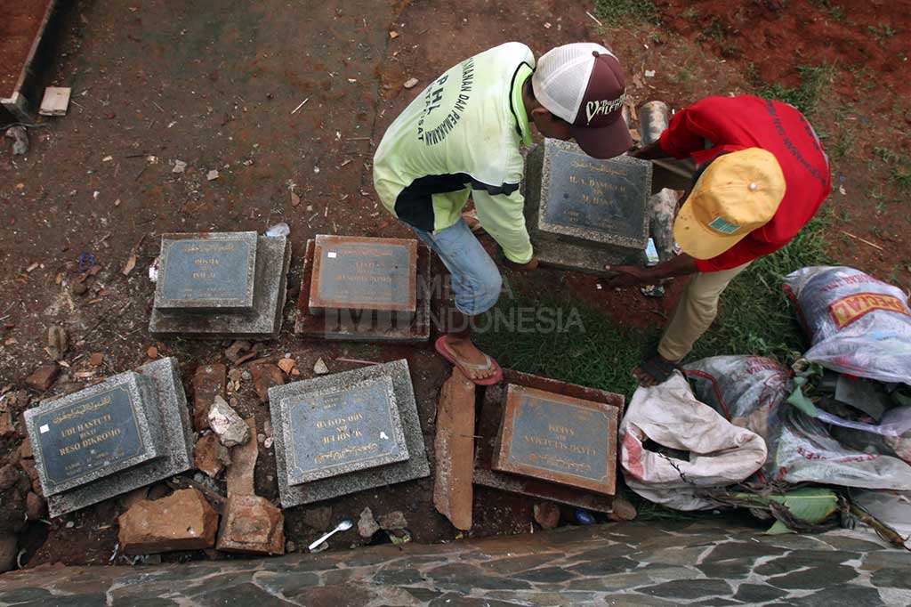 Enam Makam Fiktif Ditemukan di TPU Kawi-kawi