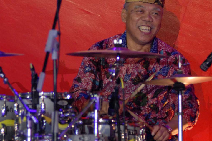 Menteri PUPR Unjuk Kepiawaian Menggebuk Drum