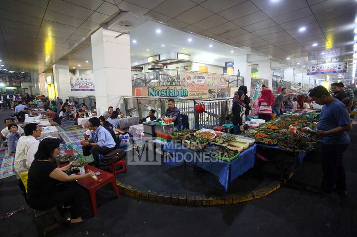 Kunjungi Wisata Malam dan Kuliner di Blom M Square
