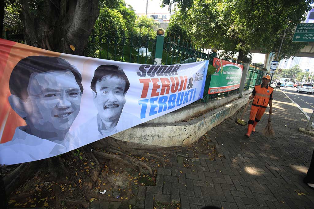 Spanduk Dukungan Ahok dan Djarot Kembali Bermunculan