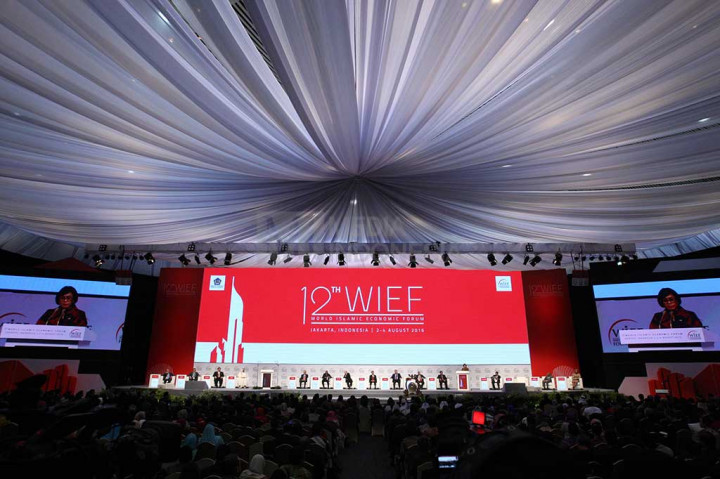 Menteri Keuangan Sri Mulyani memberikan sambutan saat pertemuan WIEF Ke-12.