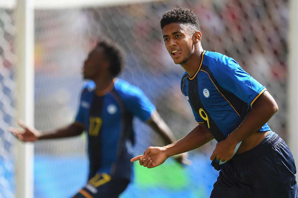 Argentina tertinggal terlebih dahulu pada menit ke-75 lewat eksekusi penalti Anthony Lozano. Hadiah penalti diberikan wasit setelah Alberth Elis dilanggar Lautaro Gianetti di kotak terlarang.