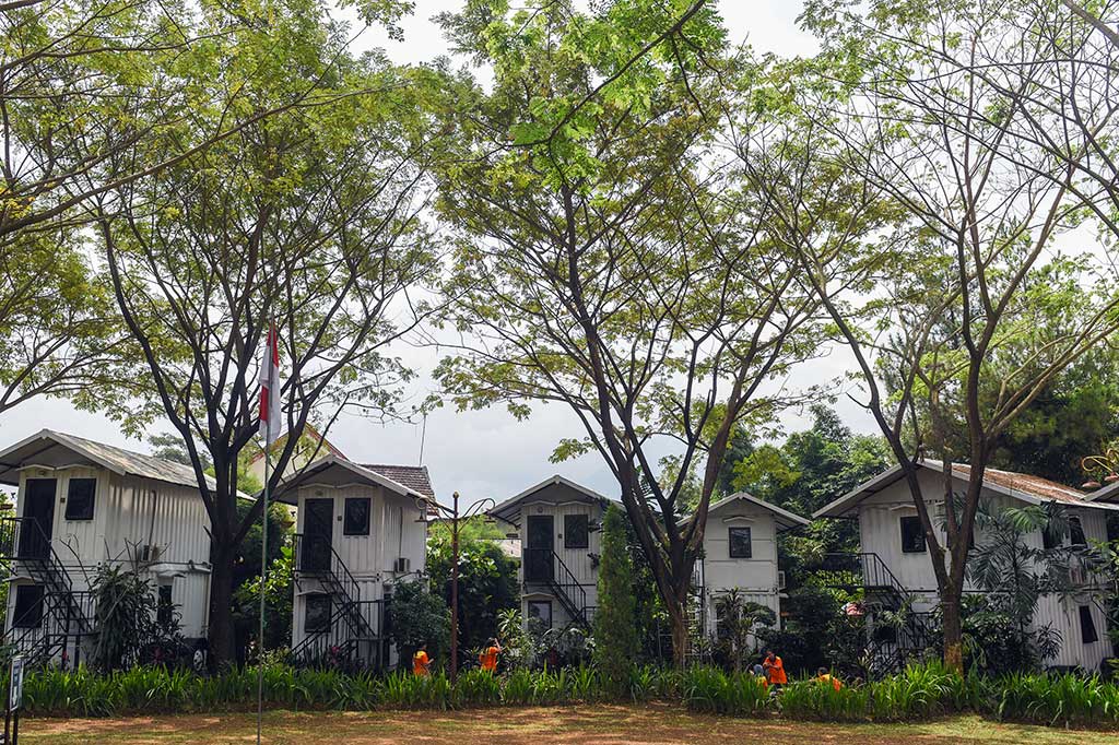 Karavan Kontainer Sambut Wisatawan di Trawas